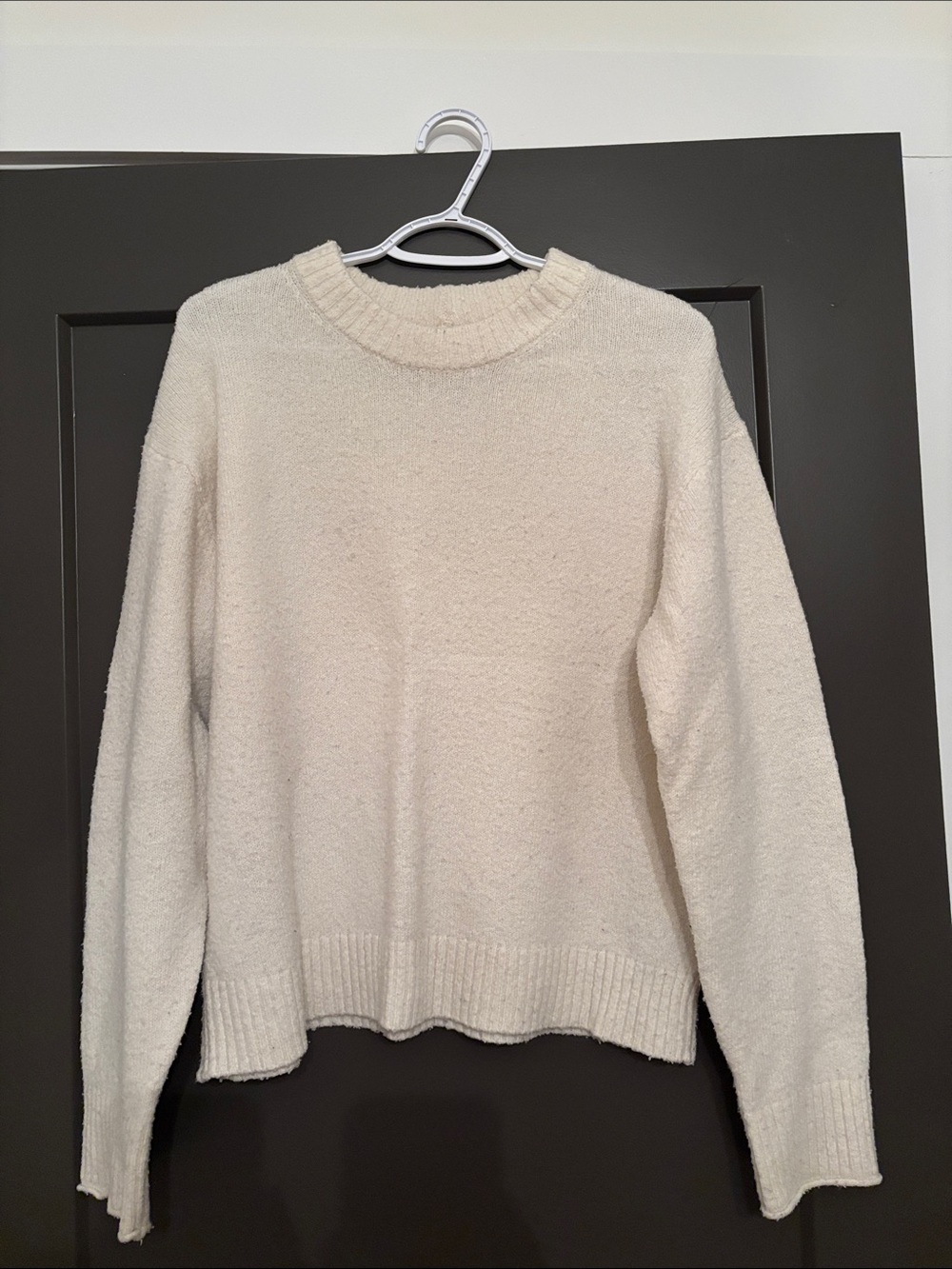 American Eagle Outfitters Cream Crewneck Sweater